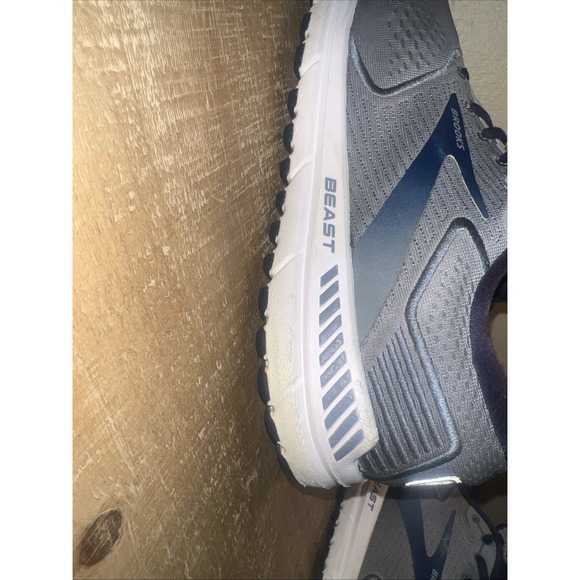 Brooks Beast GTS 20 Mens Running Shoes Gray Navy Size 12 Medium Cushioned - Picture 11 of 16